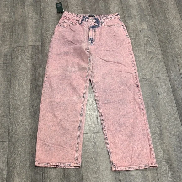 Pink High-Waisted Jeans - Picture 1 of 7